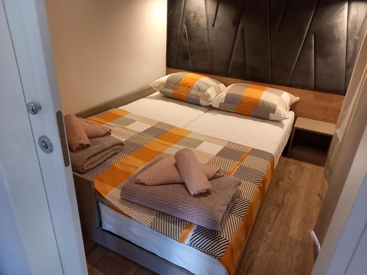 Mobile Home Agava 2 Biograd Na Moru Εξωτερικό φωτογραφία